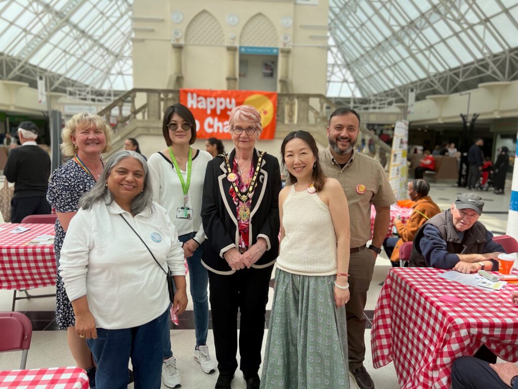 The Mayor and the Happy to Chat team